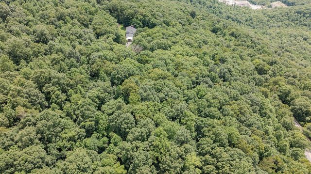165 Paglen Ridge Drive, Pikeville, TN 37367
