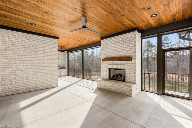 7539 Shadow Creek Drive, Summerfield, NC 27358