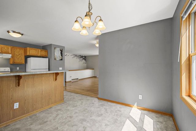 1502 Waldorf Boulevard, Madison, WI 53719