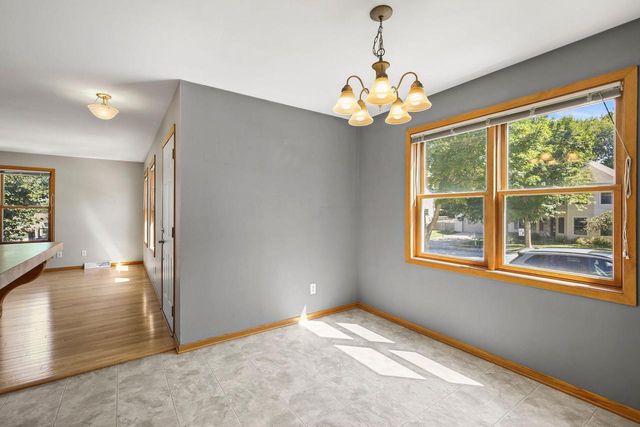 1502 Waldorf Boulevard, Madison, WI 53719