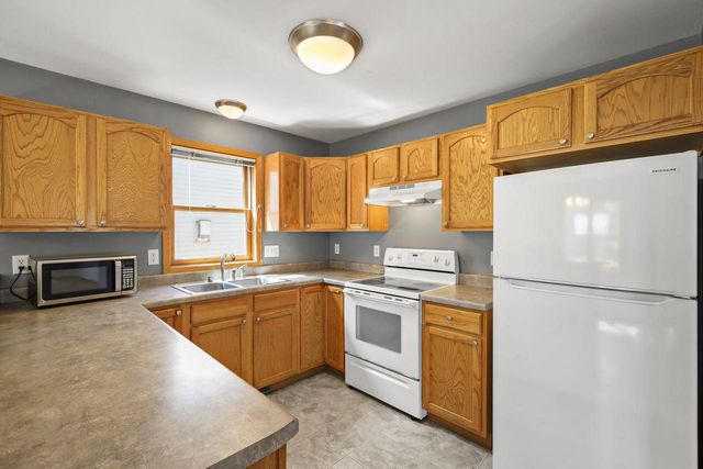 1502 Waldorf Boulevard, Madison, WI 53719