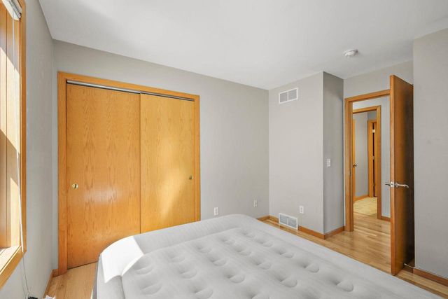 1502 Waldorf Boulevard, Madison, WI 53719