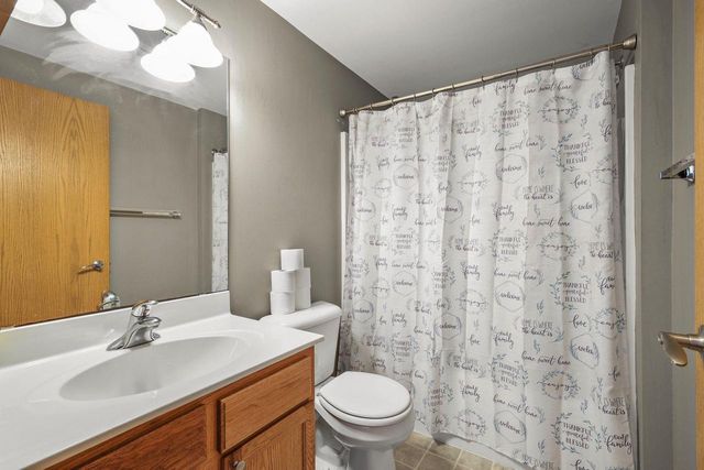 1502 Waldorf Boulevard, Madison, WI 53719