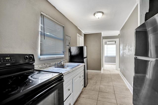 627 30th Street, West Palm Beach, FL 33407