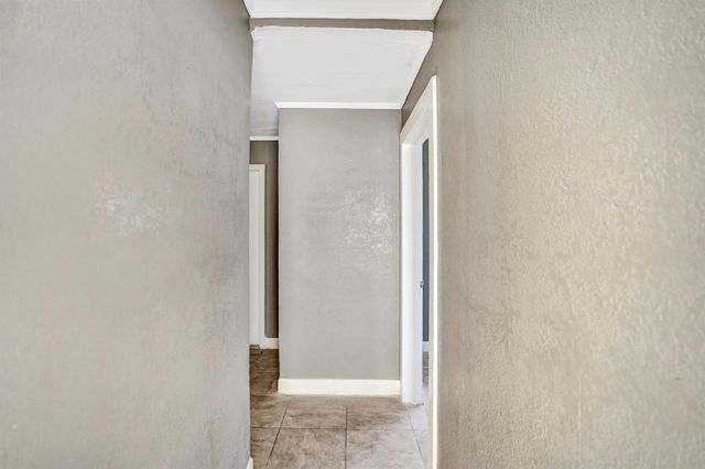 627 30th Street, West Palm Beach, FL 33407