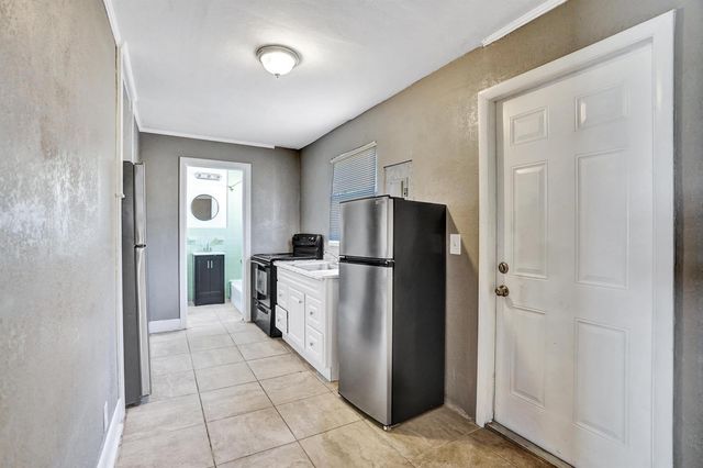 627 30th Street, West Palm Beach, FL 33407