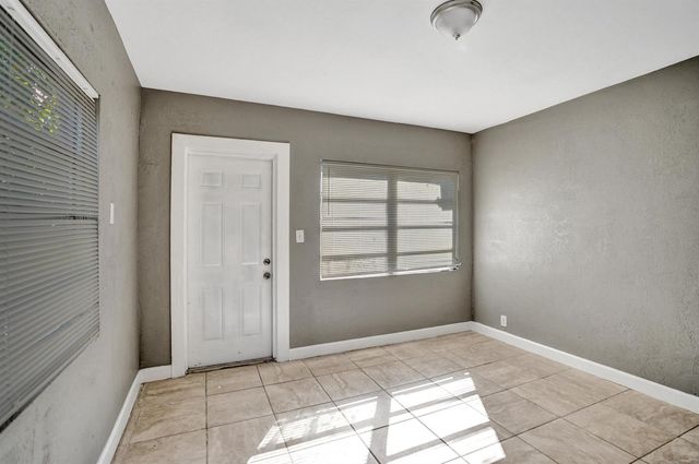 627 30th Street, West Palm Beach, FL 33407