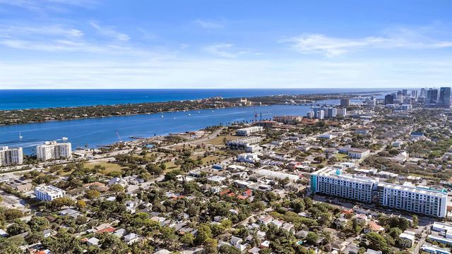 627 30th Street, West Palm Beach, FL 33407