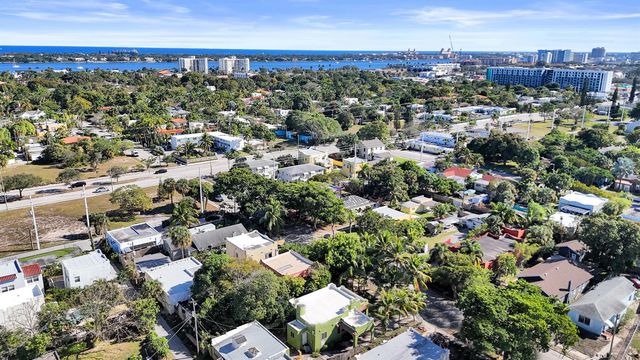 627 30th Street, West Palm Beach, FL 33407