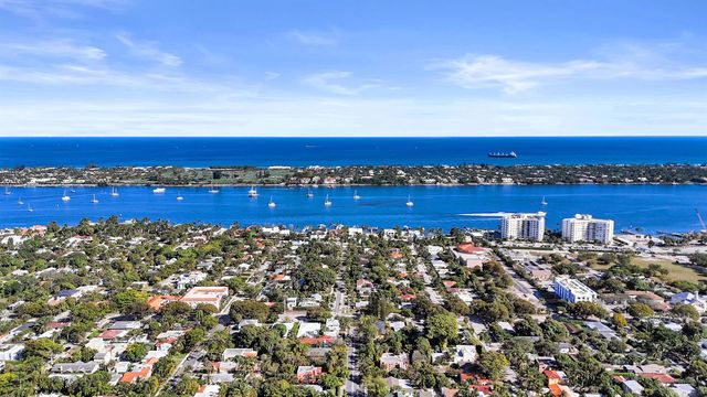 627 30th Street, West Palm Beach, FL 33407