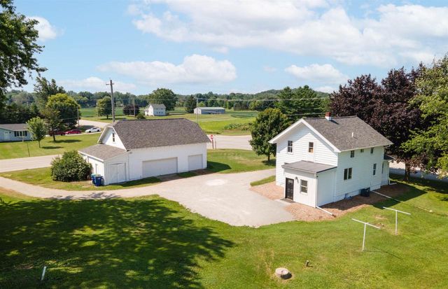 N3306 COUNTY ROAD EE, Appleton, WI 54913