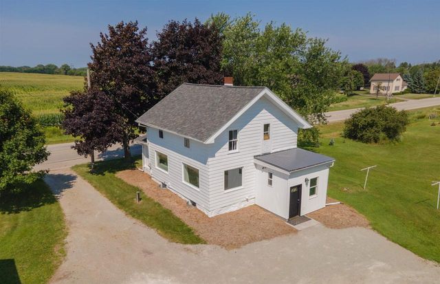 N3306 COUNTY ROAD EE, Appleton, WI 54913
