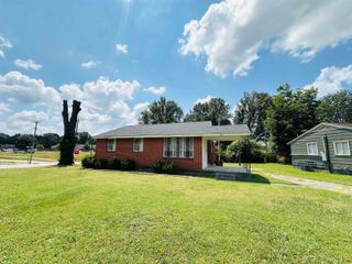 511 JENSON RD, Memphis, TN 38109