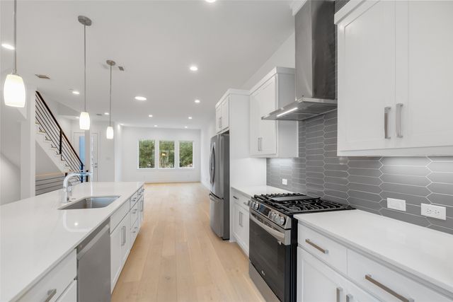 3915 N Hall Street 103, Dallas, TX 75219