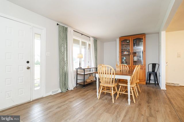 1414 KITCHENS ORCHARD, Falling Waters, WV 25419