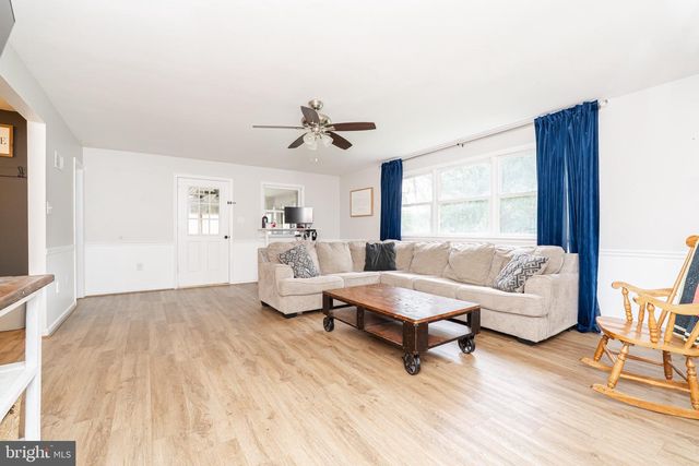 1414 KITCHENS ORCHARD, Falling Waters, WV 25419