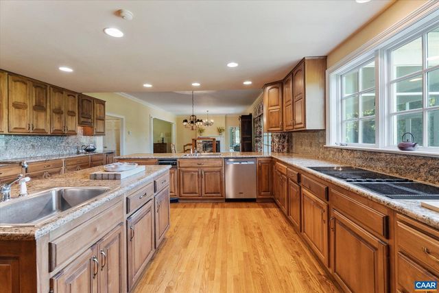 5190 SUGAR RIDGE RD, Crozet, VA 22932
