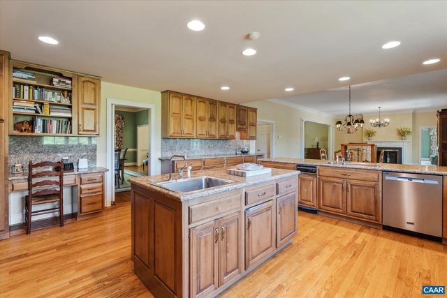 5190 SUGAR RIDGE RD, Crozet, VA 22932