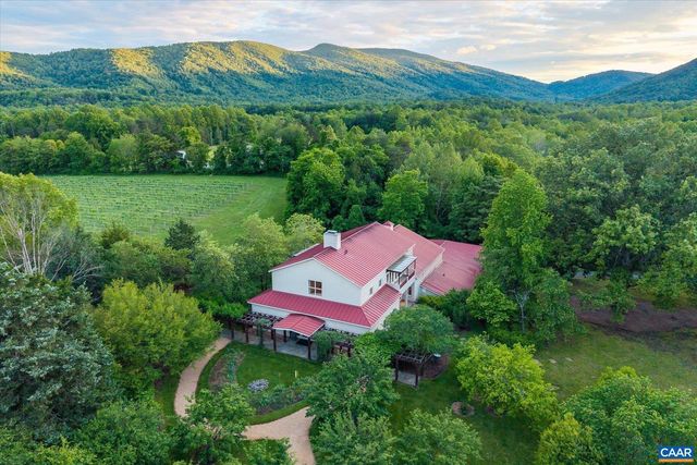 5190 SUGAR RIDGE RD, Crozet, VA 22932