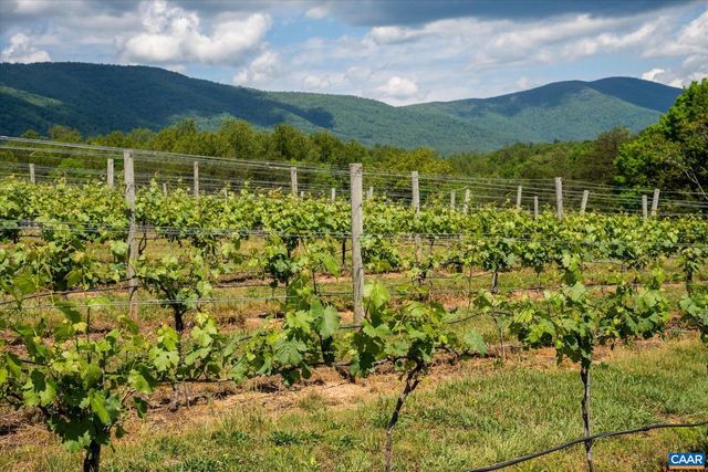 5190 SUGAR RIDGE RD, Crozet, VA 22932