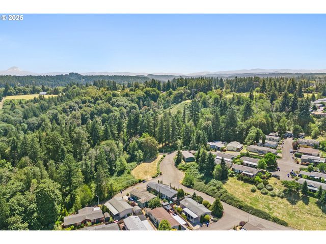 17969 S GRANT Dr, Oregon City, OR 97045