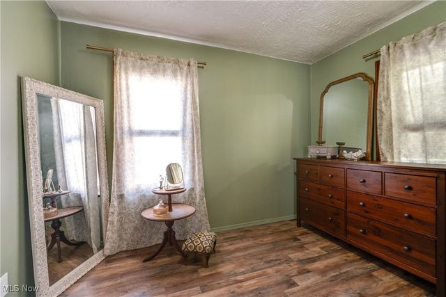 3076 N Turkeyfoot Road, Akron, OH 44319