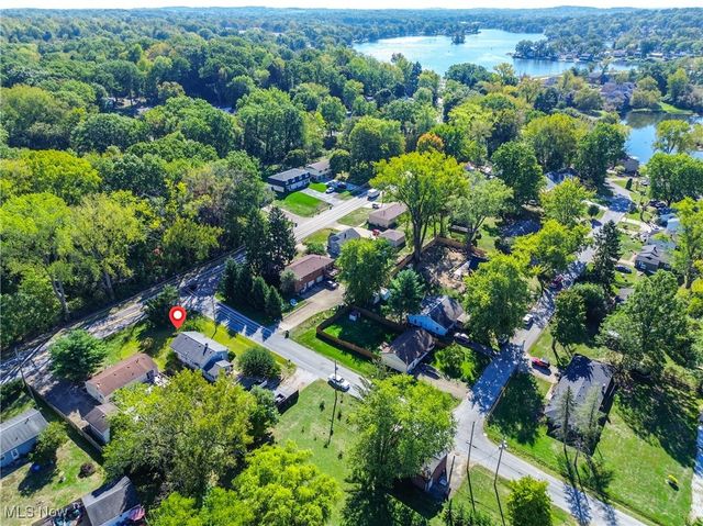 3076 N Turkeyfoot Road, Akron, OH 44319