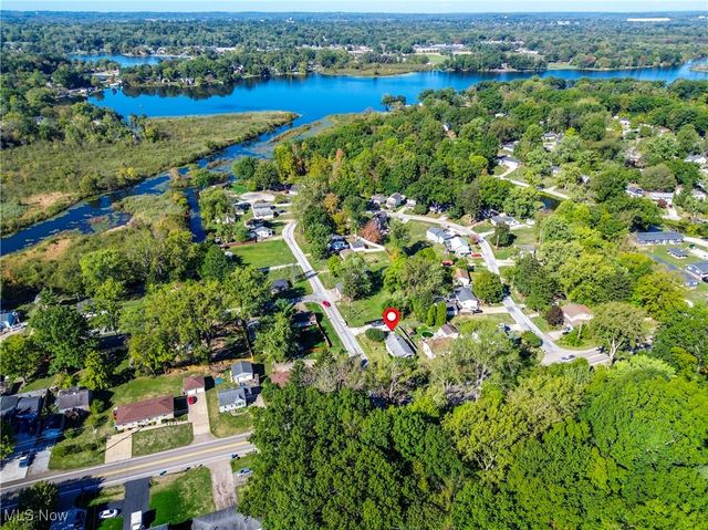 3076 N Turkeyfoot Road, Akron, OH 44319