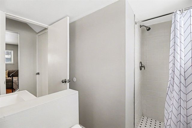 35755 Connecticut Drive, Sterling Heights, MI 48310