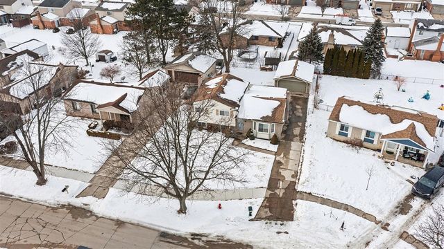 35755 Connecticut Drive, Sterling Heights, MI 48310