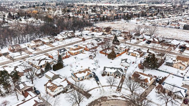 35755 Connecticut Drive, Sterling Heights, MI 48310