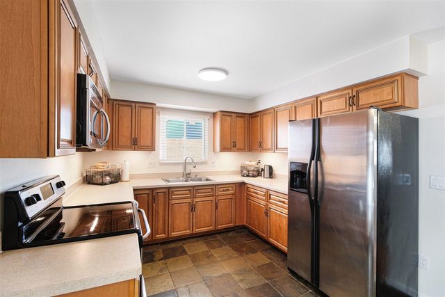 35755 Connecticut Drive, Sterling Heights, MI 48310