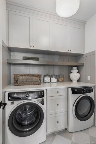 140 Celine Lane 12, Yaphank, NY 11980