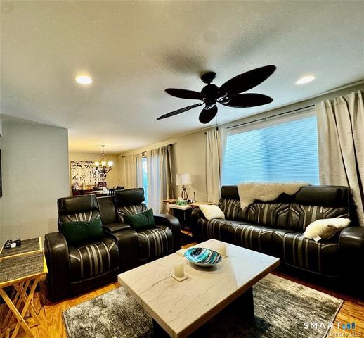 53 Jefferson Oval B, Yorktown, NY 10598