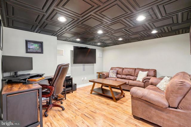 312 GALWAY DR, West Chester, PA 19380