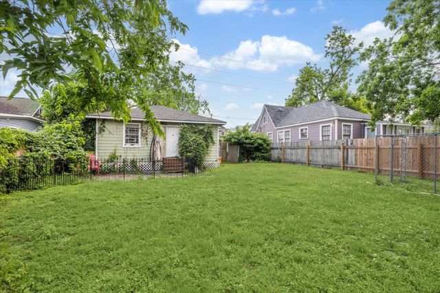 1206 Shearn Street, Houston, TX 77007