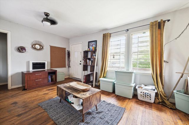 1206 Shearn Street, Houston, TX 77007