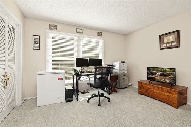 4 Annette Lane, Bella Vista, AR 72715