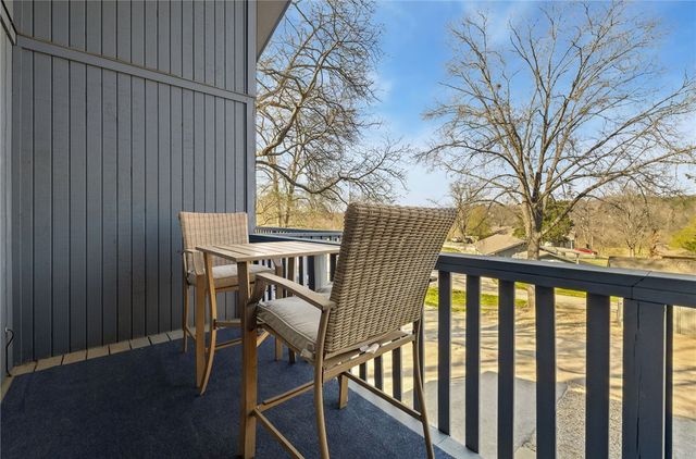 4 Annette Lane, Bella Vista, AR 72715