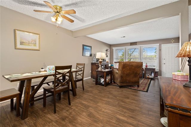 4 Annette Lane, Bella Vista, AR 72715