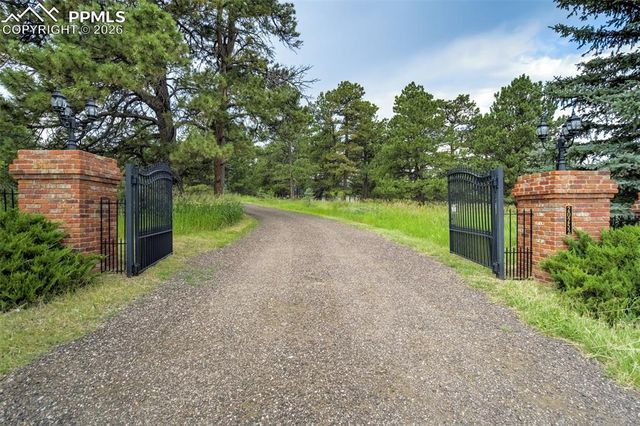 20252 W Elk Creek Drive, Colorado Springs, CO 80908