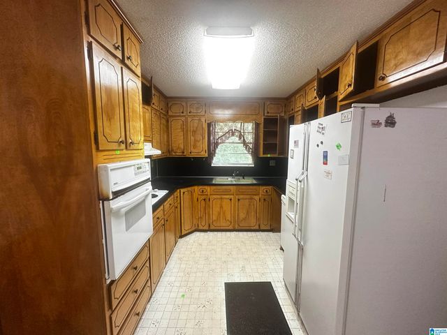 1108 MEADOW DRIVE, Gardendale, AL 35071