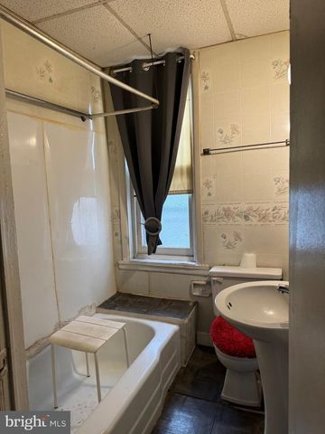 1731 N BAILEY ST, Philadelphia, PA 19121