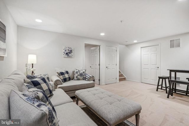 214 SUMMER COURT, Sellersville, PA 18960