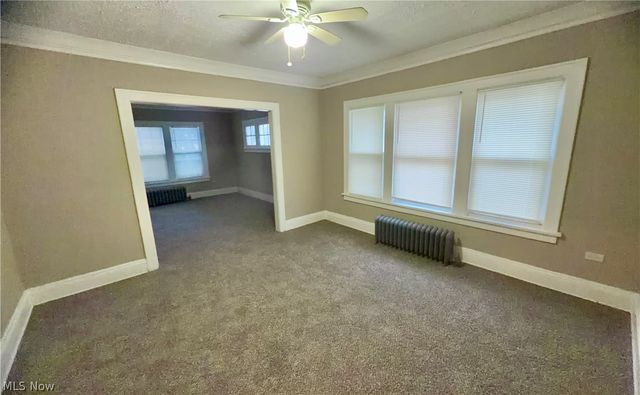 2201 Oakdale Road, Cleveland Heights, OH 44118