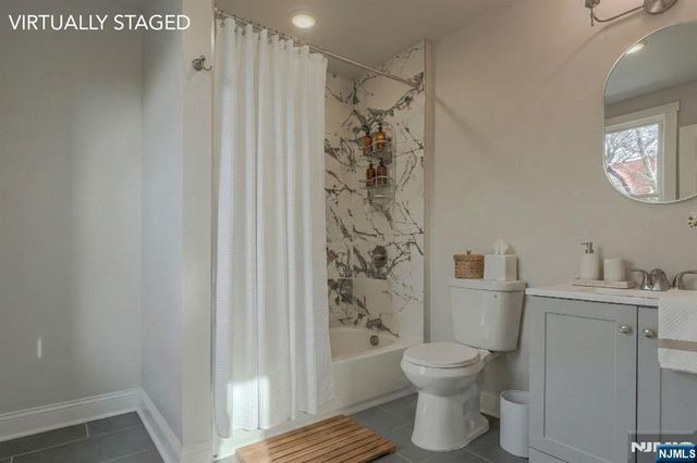 882 14th Street 2, Newark, NJ 07108