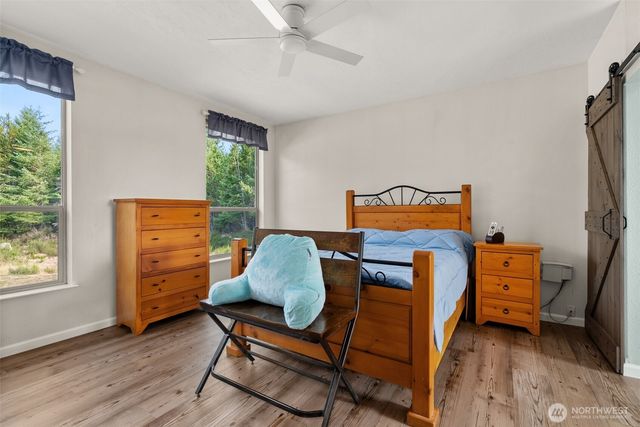 351 N Evening Star Lane, Hoodsport, WA 98548