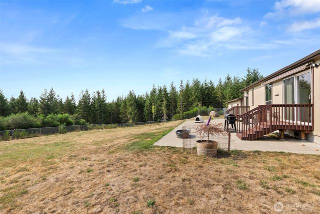 351 N Evening Star Lane, Hoodsport, WA 98548