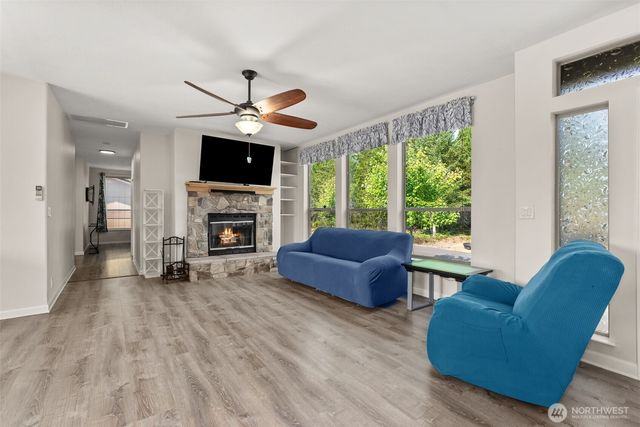 351 N Evening Star Lane, Hoodsport, WA 98548