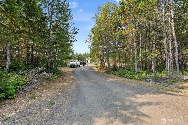 351 N Evening Star Lane, Hoodsport, WA 98548
